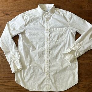 Old Navy Men’s White Long Sleeve Classic Shirt.